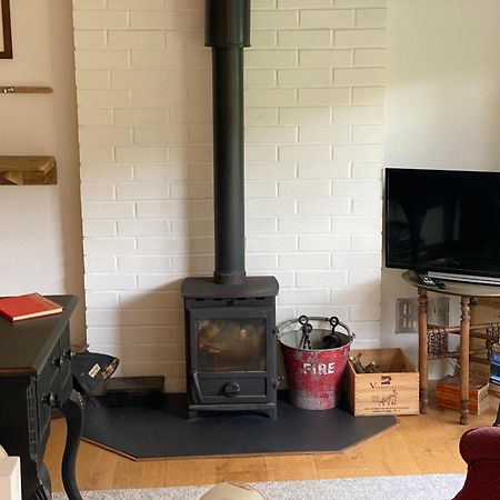 'The Den' Self Contained One Bedroom Annexe. Stockbridge  Zewnętrze zdjęcie